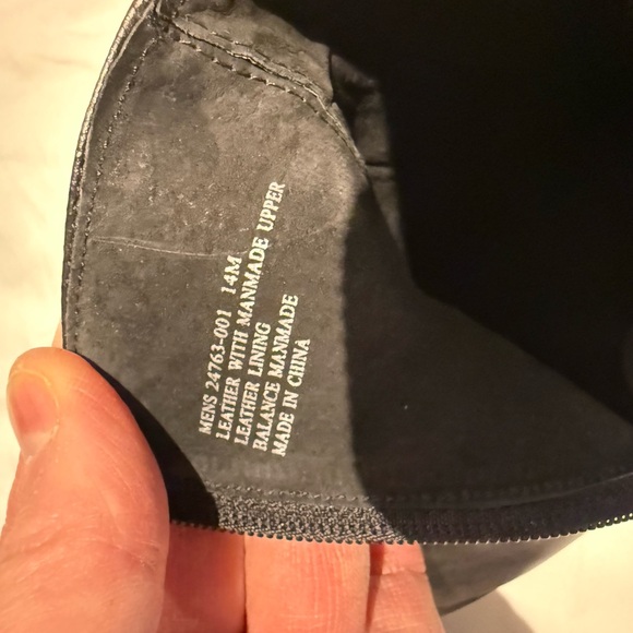 Men’s size 14 boots - Picture 4 of 4